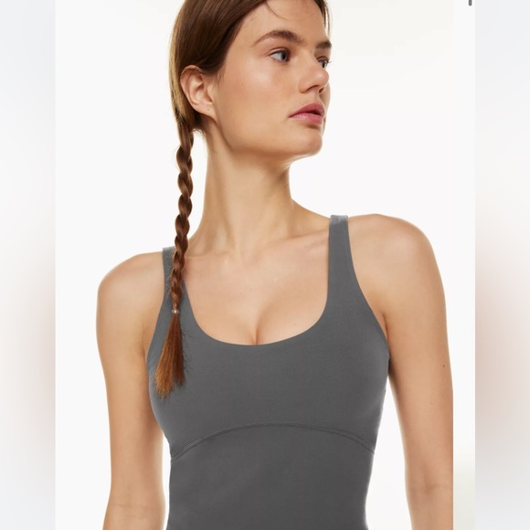 TnaBUTTER™ Bound Sports Tank size small. - Picture 2 of 5